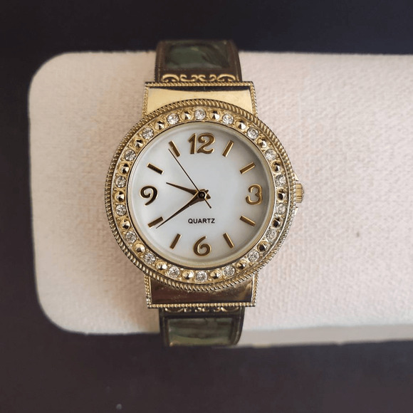 M.Z.Berger Ladies Bangle Watch Gold Tone‎ Crystal Bezel Faux Abalone Inserts - Picture 3 of 11